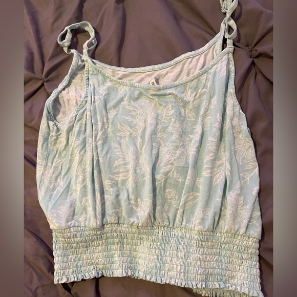 Blue and white tank top with cinched waist - Picture 2 of 2